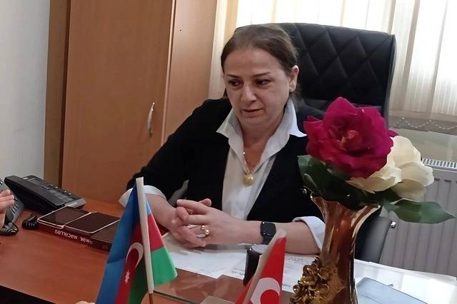Sosial şəbəkədə videosu yayılan məktəbin direktoru işdən azad edildi