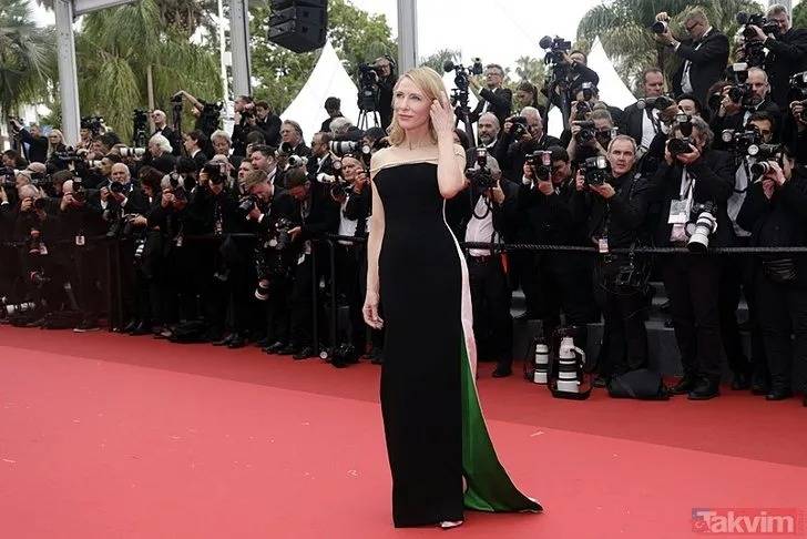 Qırmızı xalıda geyindiyi paltar səs-küyə səbəb oldu