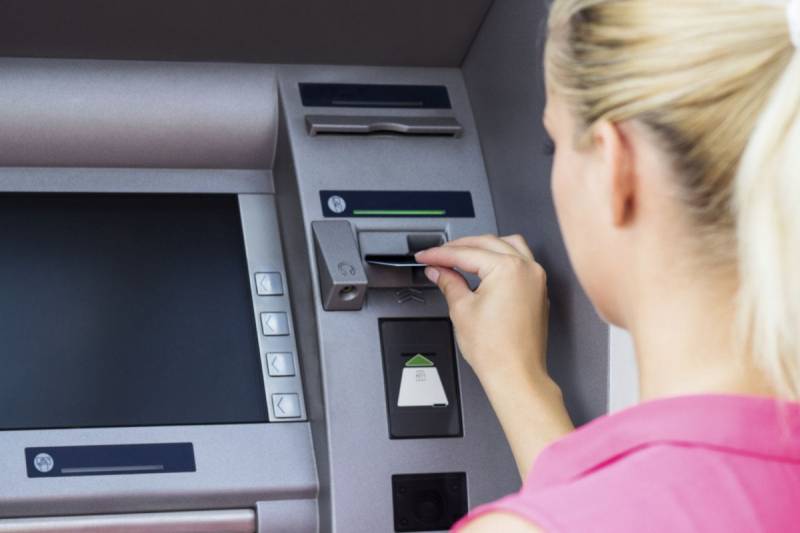 Baş nazirdən maaşlarla bağlı QƏRAR