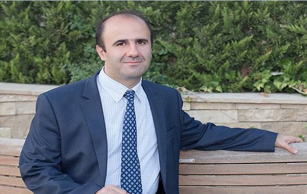 Nazir onu idarə rəisi təyin etdi