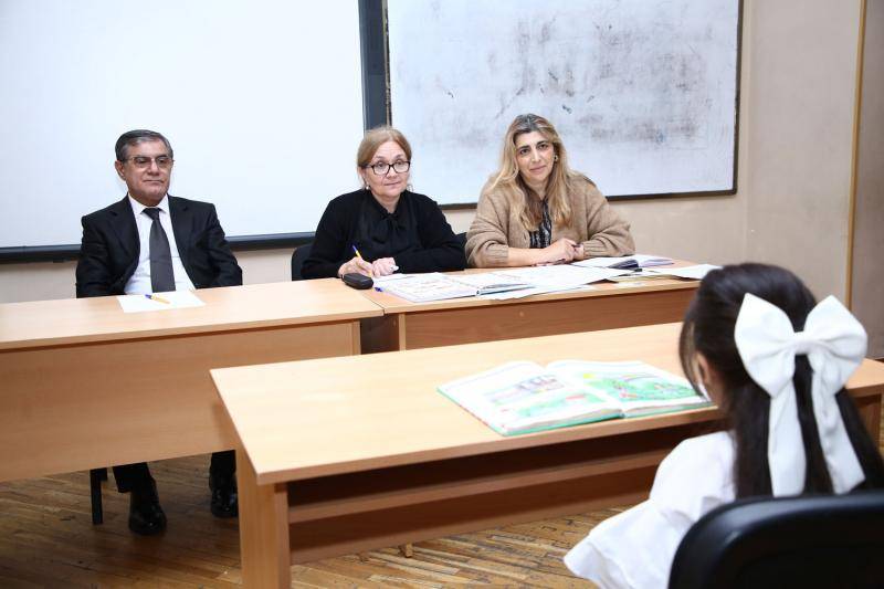 Tədris digər dillərdə aparılan I siniflərə qəbul üçün müsahibələr YEKUNLAŞDI