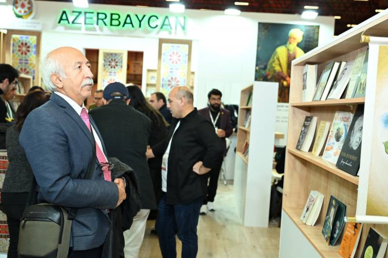 İstanbulda “Səninləyik, Türkiyə” kitabı və “Heca\" dərgisinin təqdimatı keçirildi - FOTOLAR