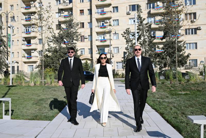 Prezident Zəfər parkının açılışında iştirak etdi - YENİLƏNİB (FOTOLAR)
