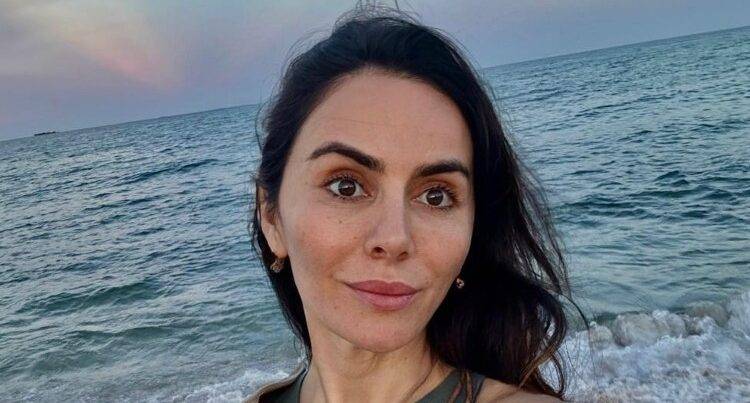 \"Adımdan saxta yazışmalar yayıblar\" - Qənirə Ataşova