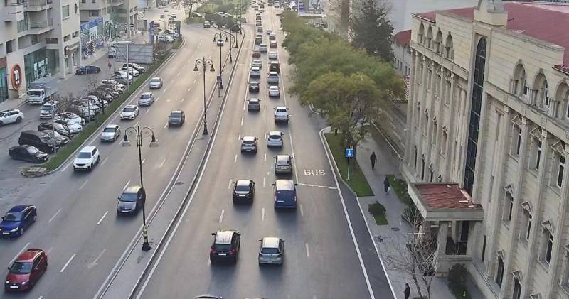 Hazırda tıxac olan yollar - SİYAHI