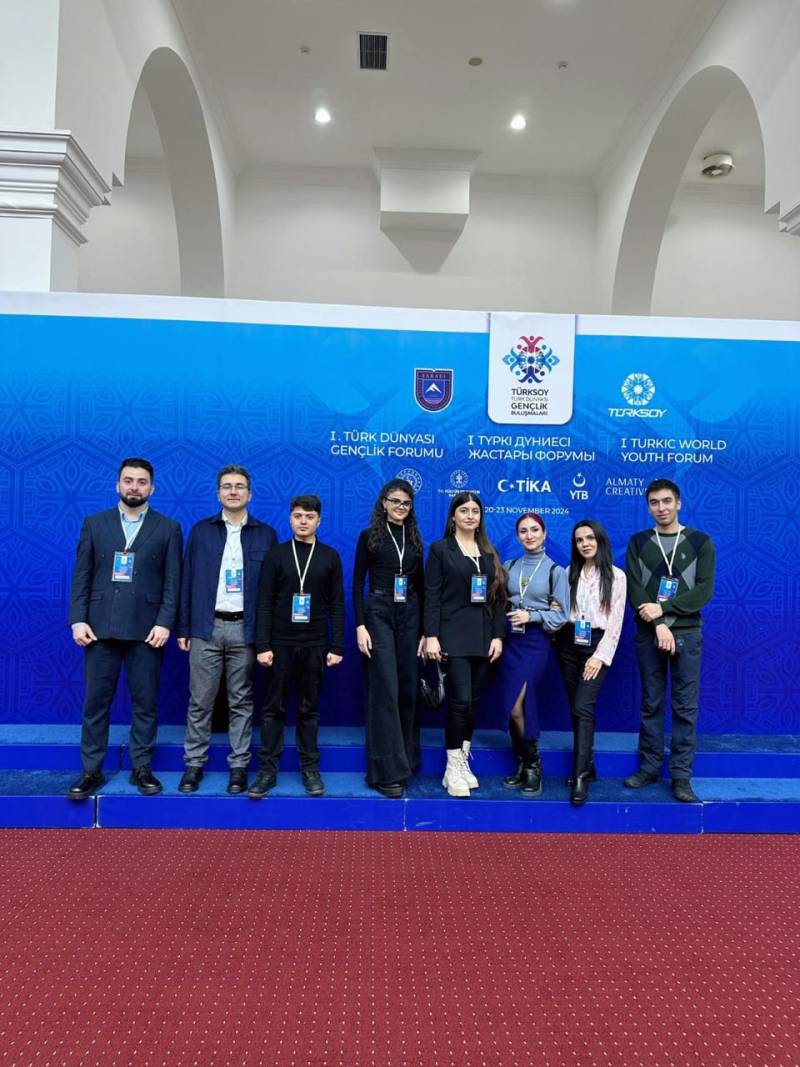 Azərbaycanlı gənclər “I TÜRKSOY Türk Dünyası Gənclik Görüşü”ndə - FOTO