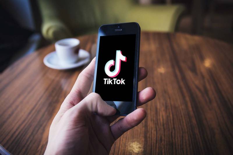 Bakıda işdən 70 min manat ələ keçirdi: Tiktokda hədiyyə göndərdi - ŞOK ƏMƏL