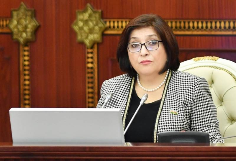 \"Sizə qulaq asdıqca adamı dəhşət bürüyür\" - Spikerdən deputatlara İRAD