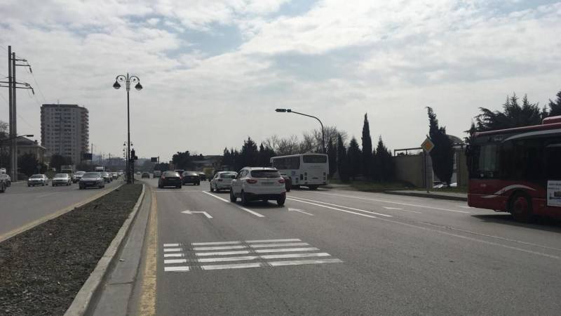Bu yolda 70 avtomobil işıqforu quraşdırıldı - VİDEO
