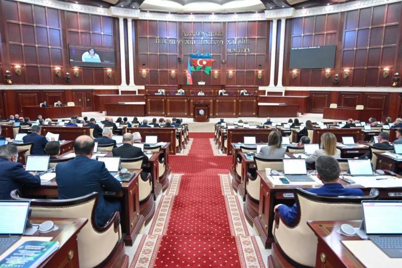 \"Bakıda kirayədə yaşayıram\" - Ev verildiyi deyilən deputat