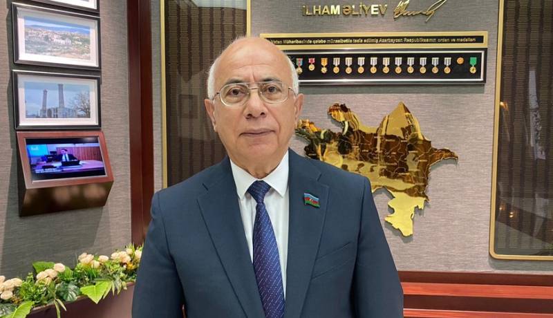 \"Niyə mən piyada gəzəndə heç kim danışmırdı?\" - 160 minlik avtomobil verilən deputat