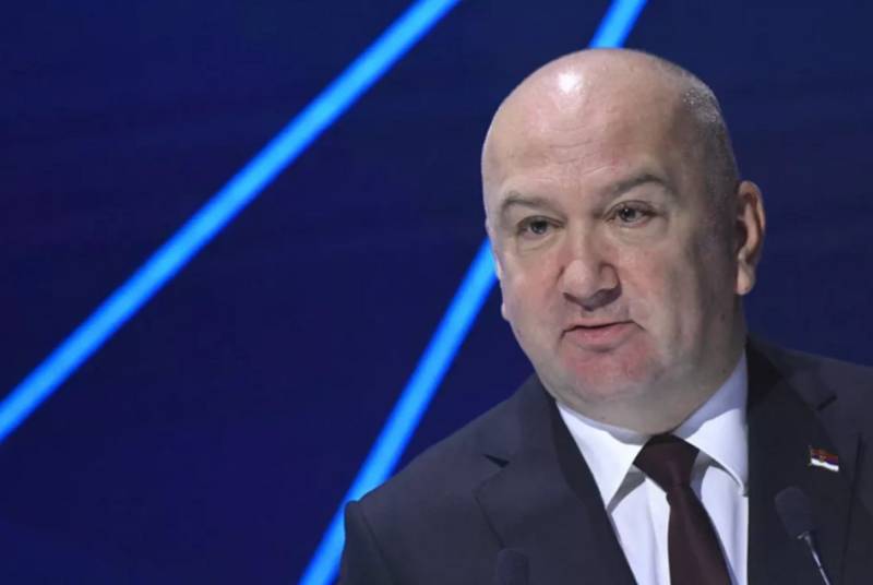 \"Ölkəmiz heç vaxt NATO üzvü olmayacaq\" 
