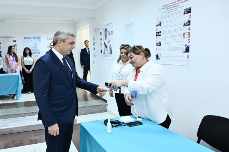 Prezident Administrasiyasının rəhbəri səs verdi
