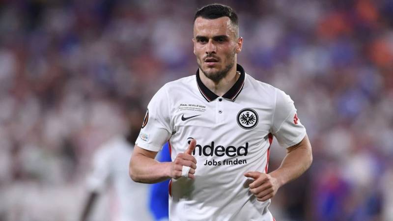 \"Fənərbağça\" \"Yuventus\"un futbolçusunu transfer etdi 