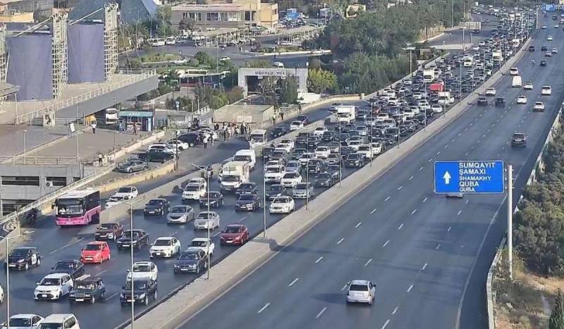 Bakının hansı küçələrində sıxlıq var? 
