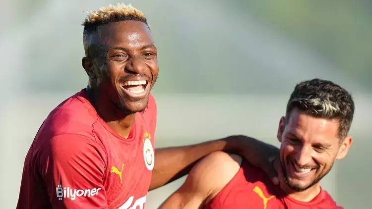 \"Qalatasaray\"ın futbolçusu Viktor Osimhen ilk məşqinə çıxdı