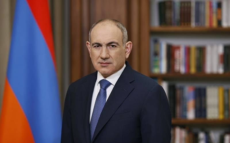 \"Ermənistan sülh gündəliyinə sadiqdir\" - Paşinyan