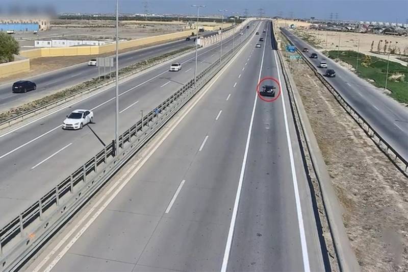 Bakıda geriyə hərəkət edən maşınlar qəza törətdilər - ANBAAN GÖRÜNTÜLƏR