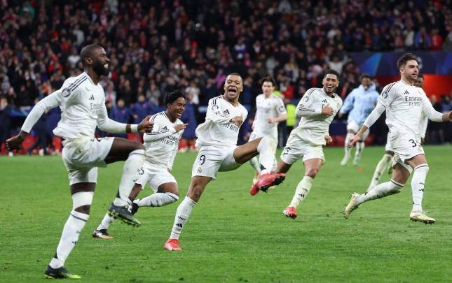 UEFA “Real”ın futbolçularını cəzalandırdı