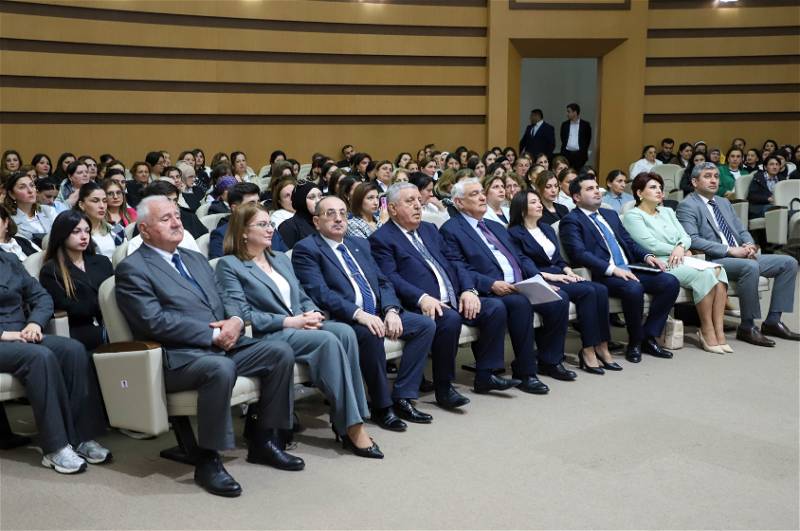 ADU məzunlarının konfransı keçirildi - FOTOLAR