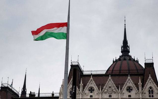 Macarıstan bu hüququndan məhrum edilə bilər 