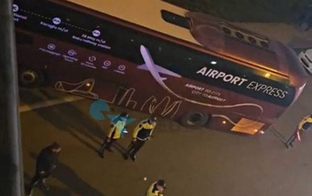 Aeroport yolunda ağır qəza: Yaralananlar var - VİDEO