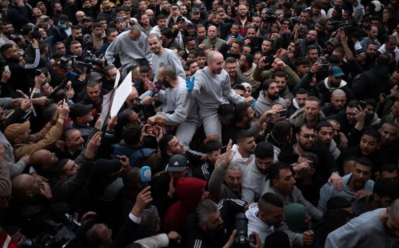 Azad edilmiş 8 fələstinli Misirə deportasiya ediləcək 