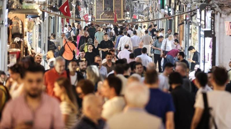 İstanbul əhalisinə görə 131 ölkəni ötdü