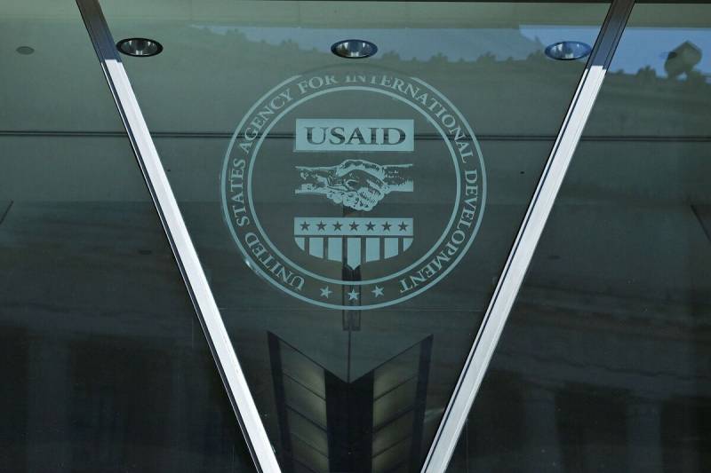 Tramp administrasiyası USAID işçilərini 16 dəfə ixtisar edəcək