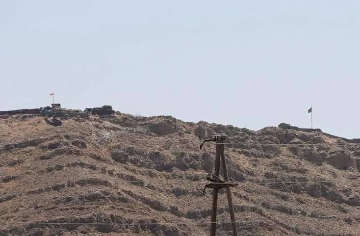 Ermənistan sərhəddə döyüş mövqeyi qurdu - FOTO