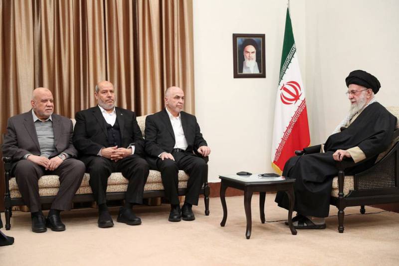 Xamenei HAMAS rəhbərliyi ilə görüşdü 