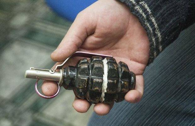 Bakıda küçədən F1 əl qumbarası aşkarlandı 
