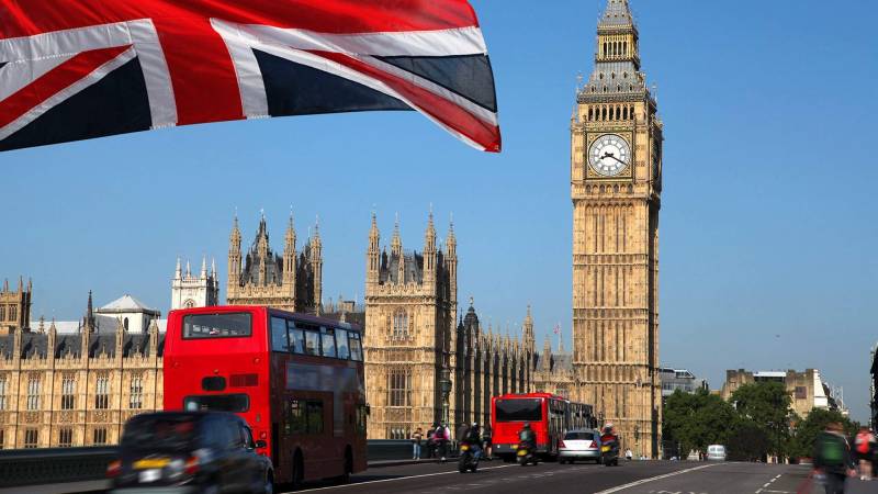 Böyük Britaniya Rusiyaya qarşı sanksiyalar siyahısını genişləndirdi 