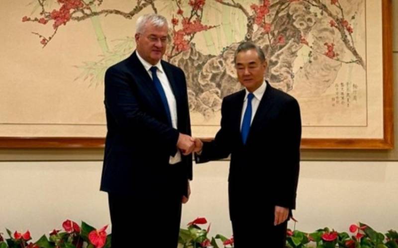 Çin Ukrayna ilə əməkdaşlığa hazırdır 