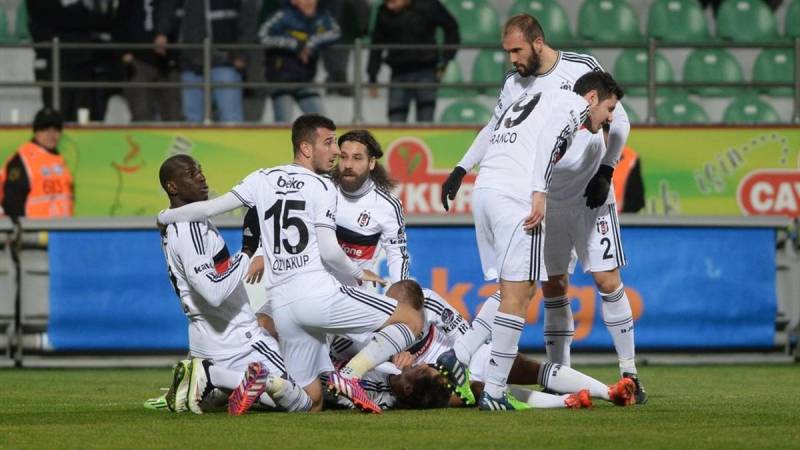 \"Rizespor\" \"Beşiktaş\"a qarşı - Türkiyə Superliqası