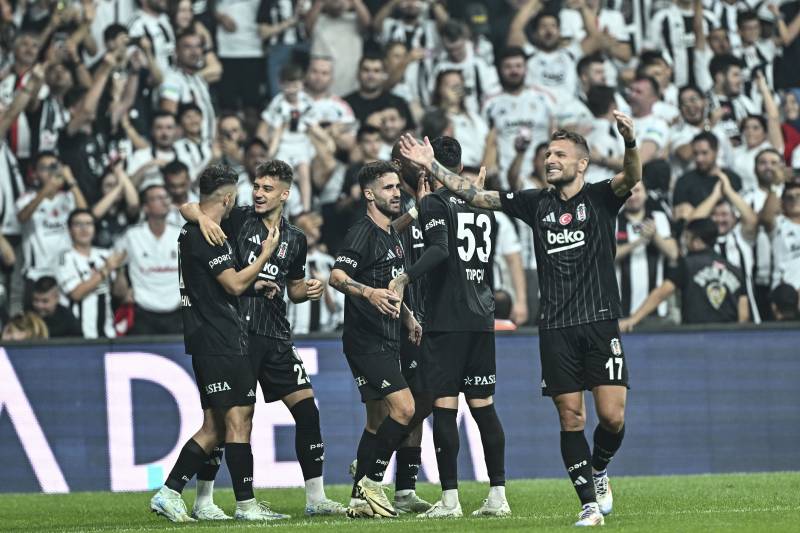 \"Beşiktaş\" üç xalı iki qolla aldı - Türkiyə Superliqası