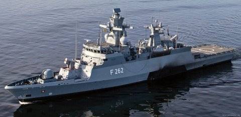 \"NATO-nun iki gəmisi Finlandiya körfəzinə yan alıb\" - KİV