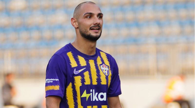 Futbolçu 6 milyona \"Qalatasaray\"a transfer oldu 