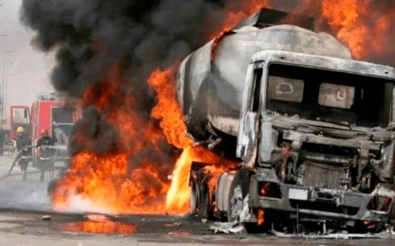 Pakistanda yük maşını partladı - Ölən və yaralananlar var