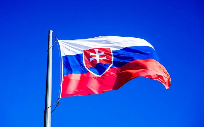 Slovakiya Rusiyaya qarşı sanksiyaların ləğv edilməsini tələb edir 