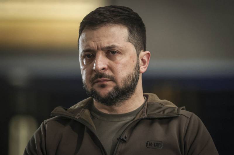 \"Təəssüf ki, bizi NATO-ya qəbul etmirlər\" - Zelenski