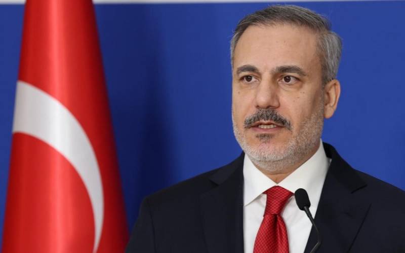 \"Rusiya-Ukrayna arasında atəşkəs danışıqlarını dəstəkləyirik\"- Hakan Fidan