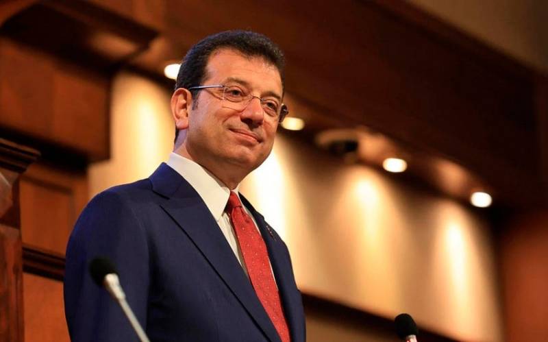 Əkrəm İmamoğlu vəzifəsindən uzaqlaşdırıldı