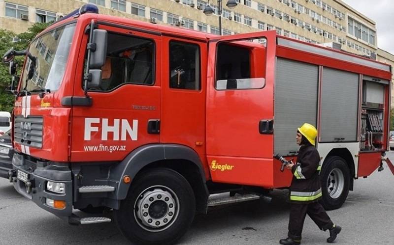 Bakıda yaşayış binasında yanğın