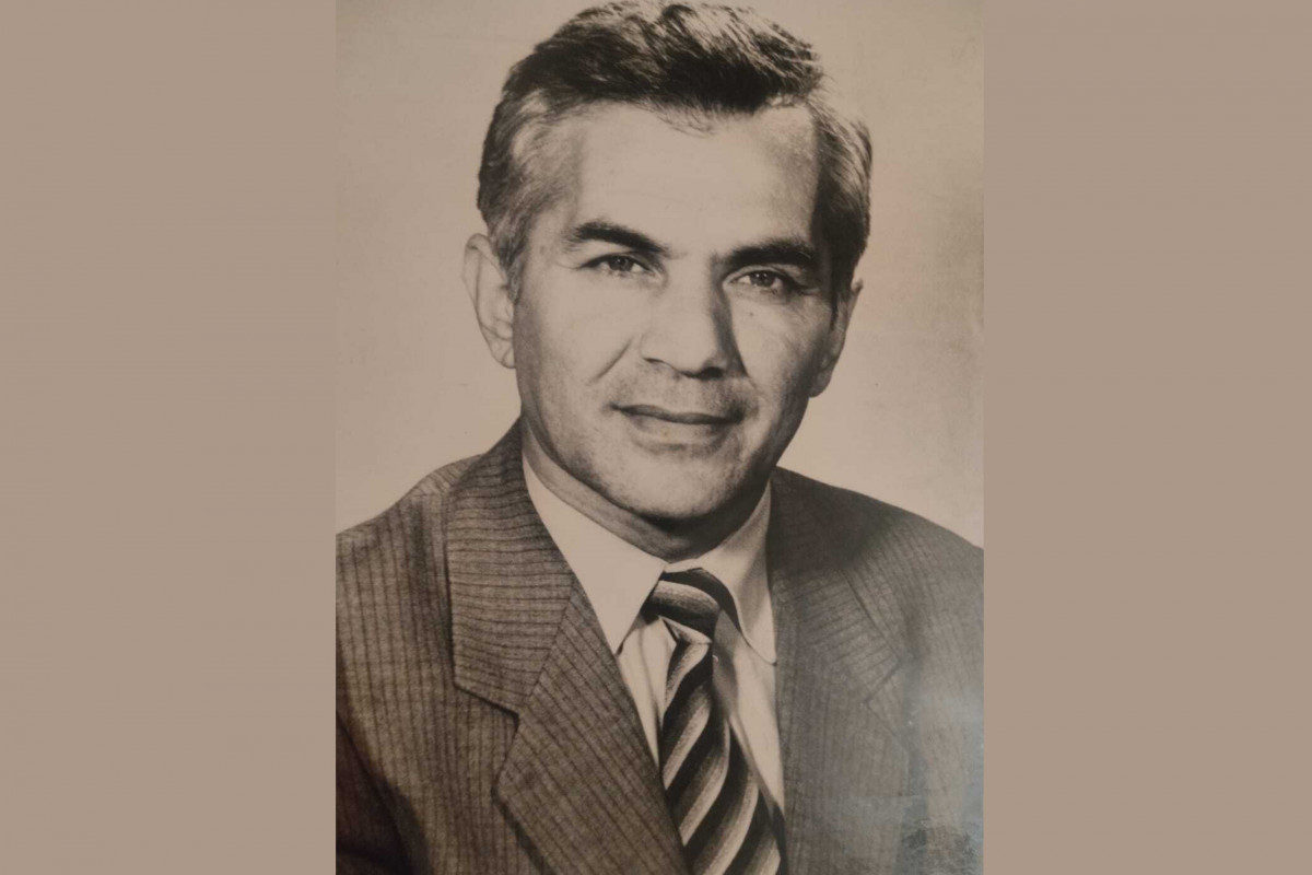 Əzizağa Quliyev vəfat etdi