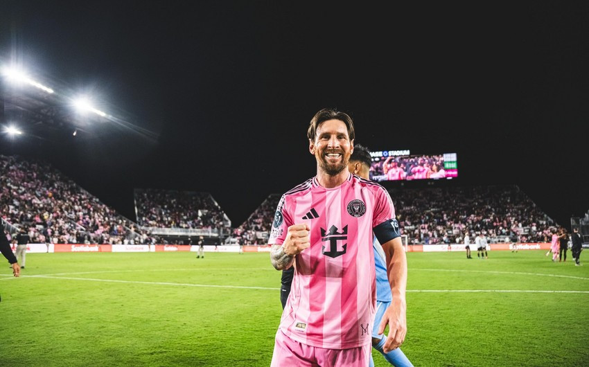 Messi komandasını yarımfinala yüksəltdi