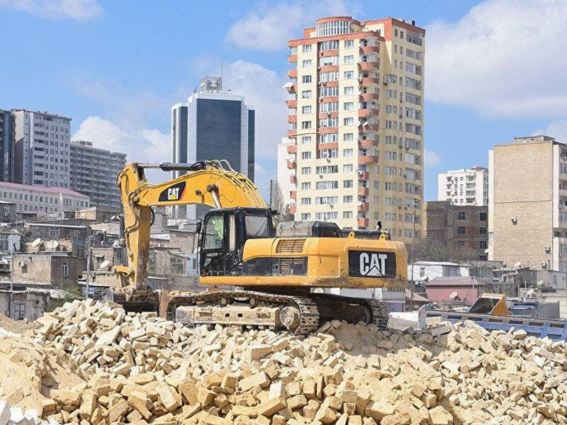 &nbsp;Bakıda 200-ə yaxın bina SÖKÜLƏCƏK - Ərazilər AÇIQLANDI
