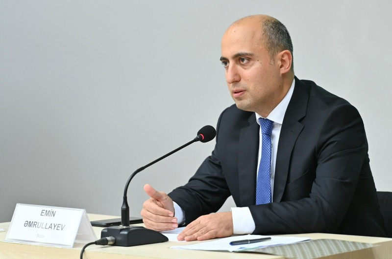 Nazirin sensasion etirafı - Pul da yoxdur, elm də... 