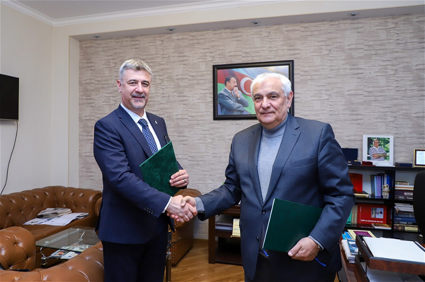 Macarıstan səfiri ADU-nun qonağı oldu - FOTOLAR