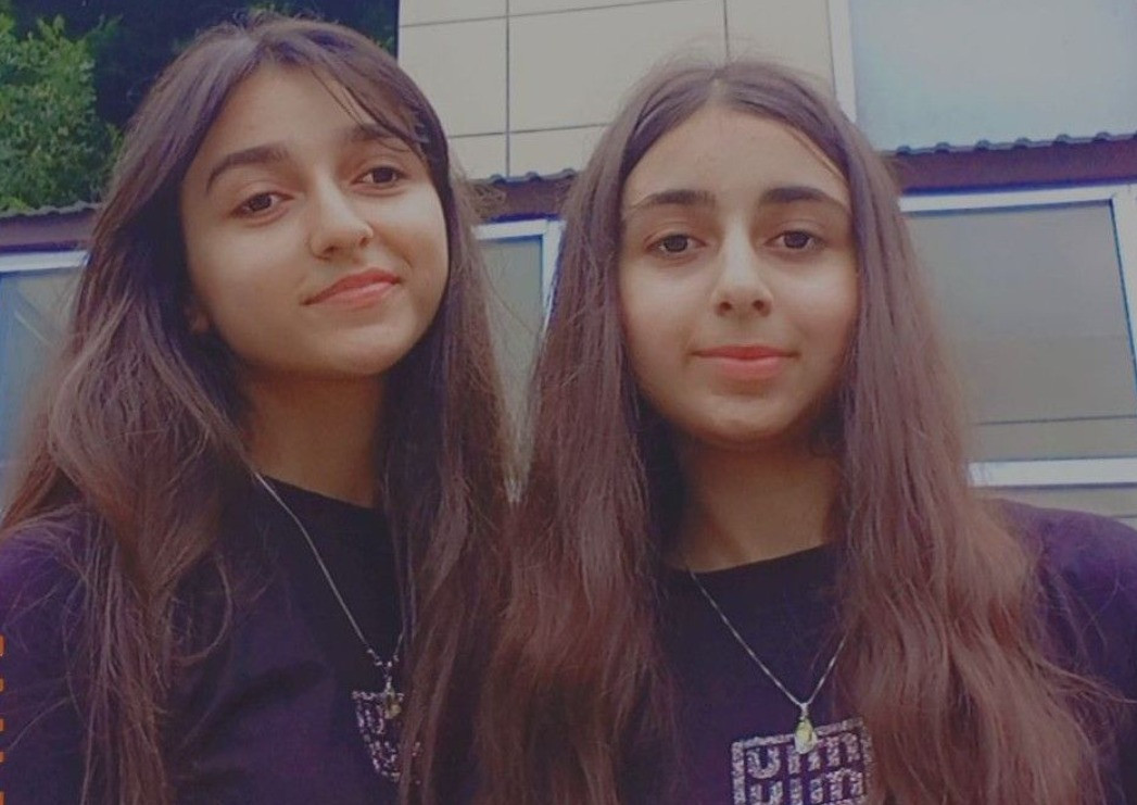 İki bacının imtahandakı nəticəsi gündəm oldu